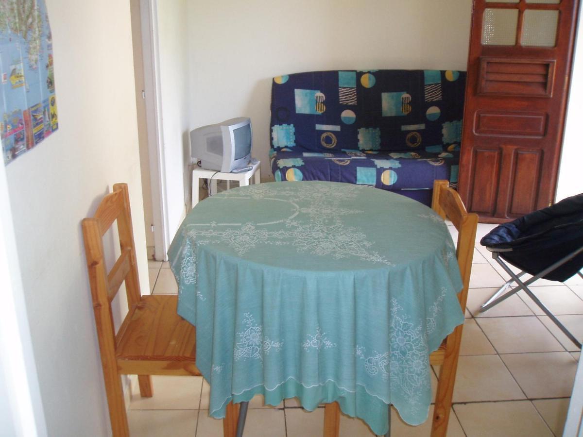 Appartement meublé vue/mer Les Anses-d'Arlets Esterno foto
